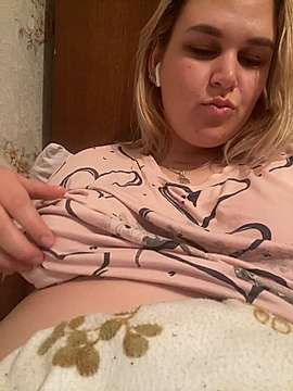 Janis_Annabel naked stripping on cam for live sex video chat