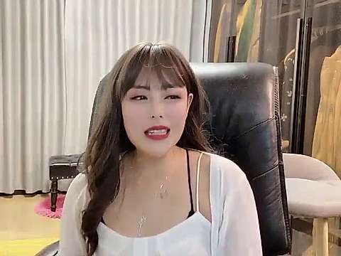 shan-shan naked stripping on cam for live sex video chat