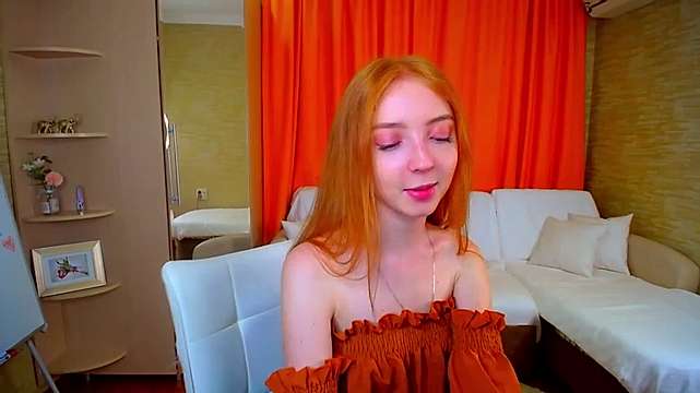 SunnyMood naked stripping on cam for live sex video chat