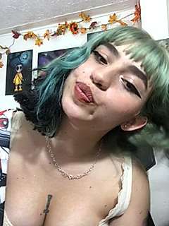 valen_dreams01 naked stripping on cam for live sex video chat