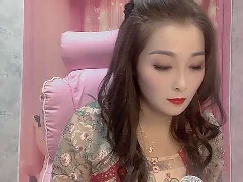 xiaofangyuan naked stripping on cam for live sex video chat