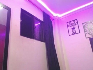only-fantasy naked Live Sex Chat Room