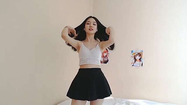 chanlia naked stripping on cam for live sex video chat