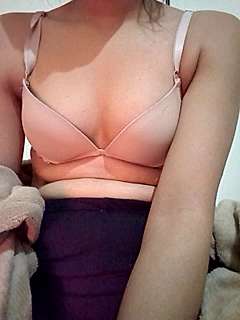 Maalakk naked stripping on cam for live sex video chat