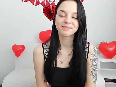 Alicia-Luv naked stripping on cam for live sex video chat