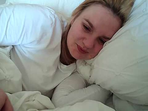 alluring_ALICE@xh naked stripping on cam for live sex video chat