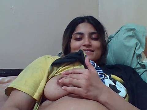 geminislutt naked stripping on cam for live sex video chat