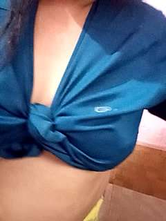 Horny_birds naked stripping on cam for live sex video chat