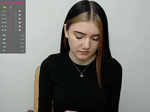 -Kendra-Lee- naked stripping on cam for live sex video chat