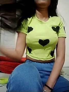 Lazy_Shaeli naked stripping on cam for live sex video chat