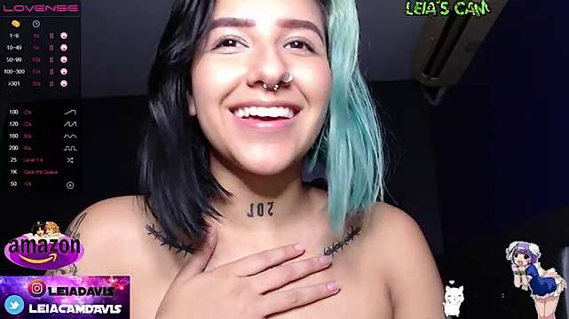Leiacam naked stripping on cam for live sex video chat