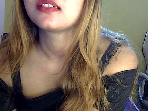 mahira_k naked stripping on cam for live sex video chat