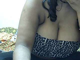 manvi-88 naked stripping on cam for live sex video chat