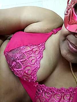 Mayavignee naked stripping on cam for live sex video chat