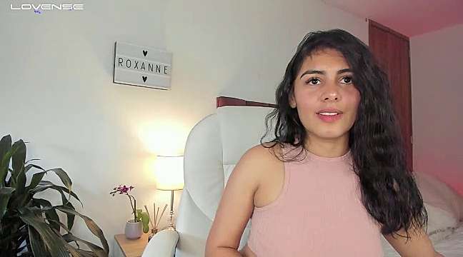Roxanne__ naked stripping on cam for live sex video chat