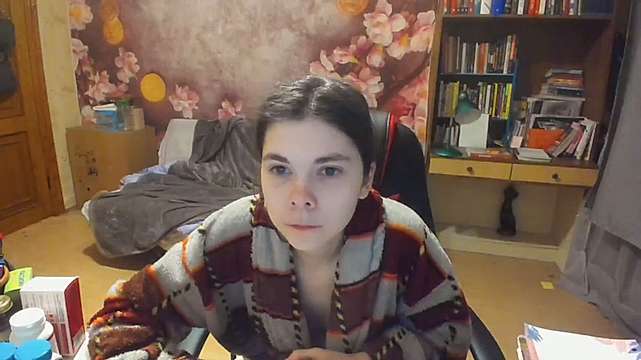 silvercaramel naked stripping on cam for live sex video chat