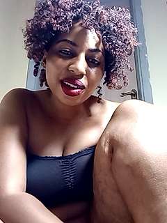 sweetsa21 naked stripping on cam for live sex video chat