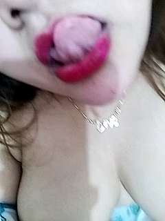 yours_shabnam naked stripping on cam for live sex video chat