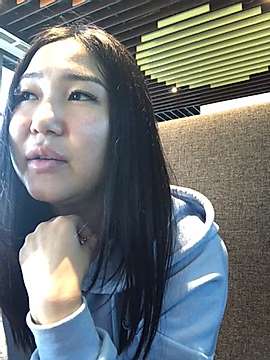 YumiMich naked stripping on cam for live sex video chat
