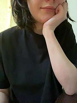 sweetlikaa naked stripping on cam for live sex video chat