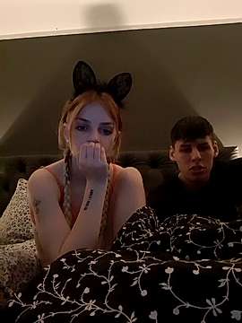 mayamelony naked stripping on cam for live sex video chat