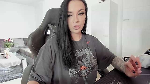 WildLillii naked stripping on cam for live sex video chat