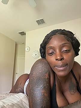 blackbeauty79 naked stripping on cam for live sex video chat