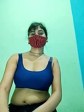 pooo_66 naked stripping on cam for live sex video chat