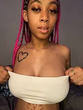 sexybribri@xh naked stripping on cam for live sex video chat