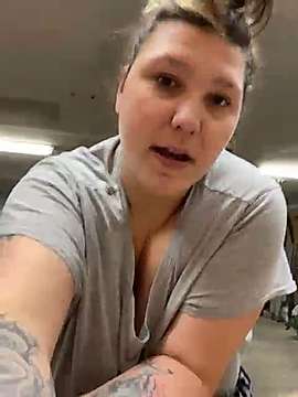 daddyskarma99 naked stripping on cam for live sex video chat
