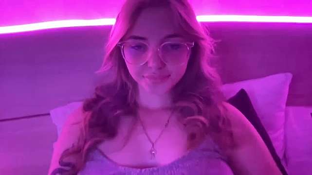 DevilsAppetite naked stripping on cam for live sex video chat