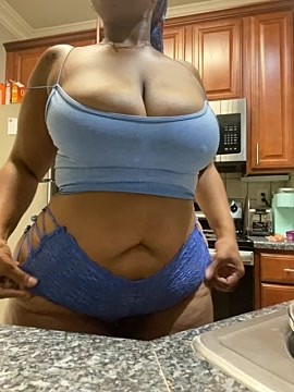 buttercupxoxo naked stripping on cam for live sex video chat