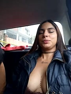 charlotte_stevenss_ naked stripping on cam for live sex video chat