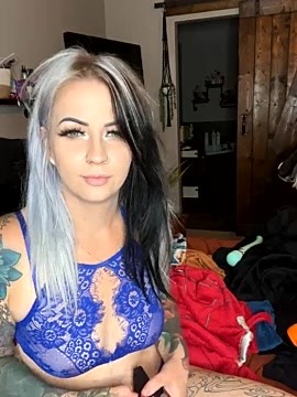 Fkncute naked stripping on cam for live sex video chat