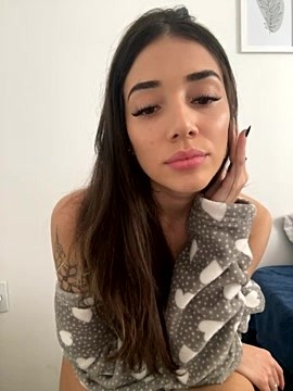 Jessialtheman1 naked stripping on cam for live sex video chat