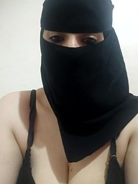 Kawtar- naked stripping on cam for live sex video chat