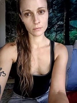 naikah714 naked stripping on cam for live sex video chat