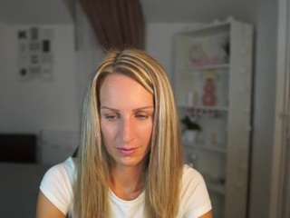 NikkiSexx18 naked Live Sex Chat Room