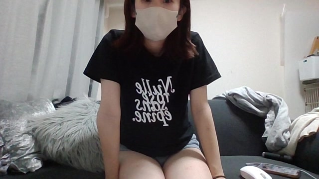 yuuxoxo_ naked stripping on cam for live sex video chat