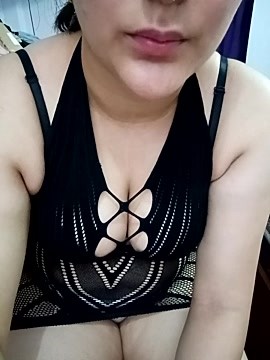 Cutie_Mahi naked stripping on cam for live sex video chat