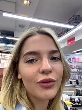 Legally_Blonde naked stripping on cam for live sex video chat