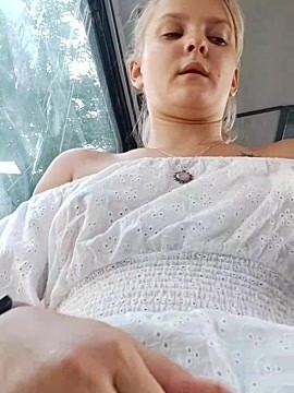 Leonagik naked stripping on cam for live sex video chat