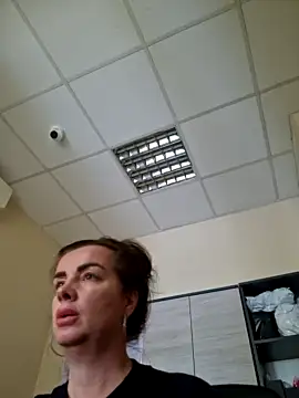 Adivaaa naked stripping on cam for live sex video chat