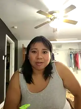 juanaleft naked stripping on cam for live sex video chat