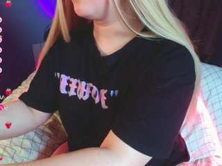mio naked Live Sex Chat Room