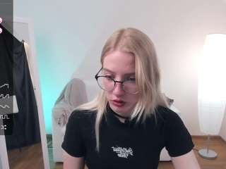 noir-girl naked Live Sex Chat Room