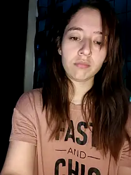 Rosie_teen naked stripping on cam for live sex video chat