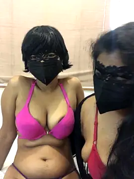 Sally_Kelly_Bedroom naked stripping on cam for live sex video chat