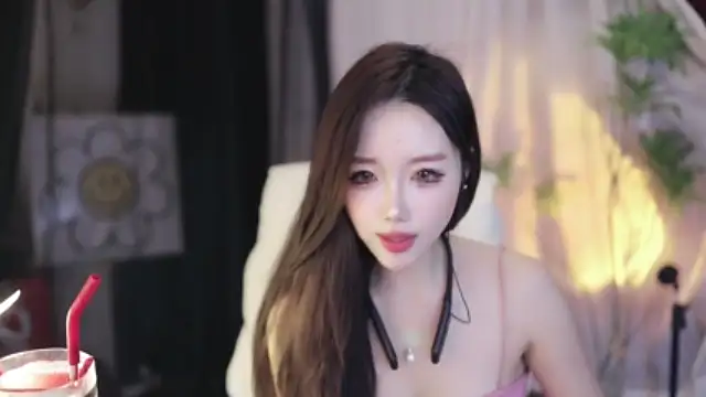 AK17-baby naked stripping on cam for live sex video chat