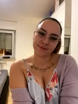 HotVenus69 naked stripping on cam for live sex video chat